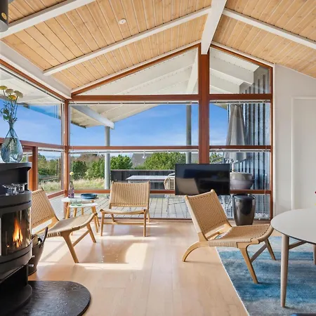 Spacious Quality Close To And The Feriehus