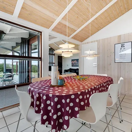 Beautiful For 8 People Near With Sea View Holiday home Ebeltoft